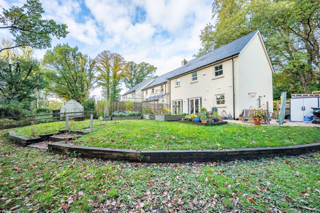 Rear Elevation and Garden- click for photo gallery